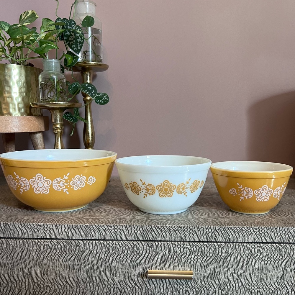 Vintage PYREX Butterfly Gold Mixing Bowls